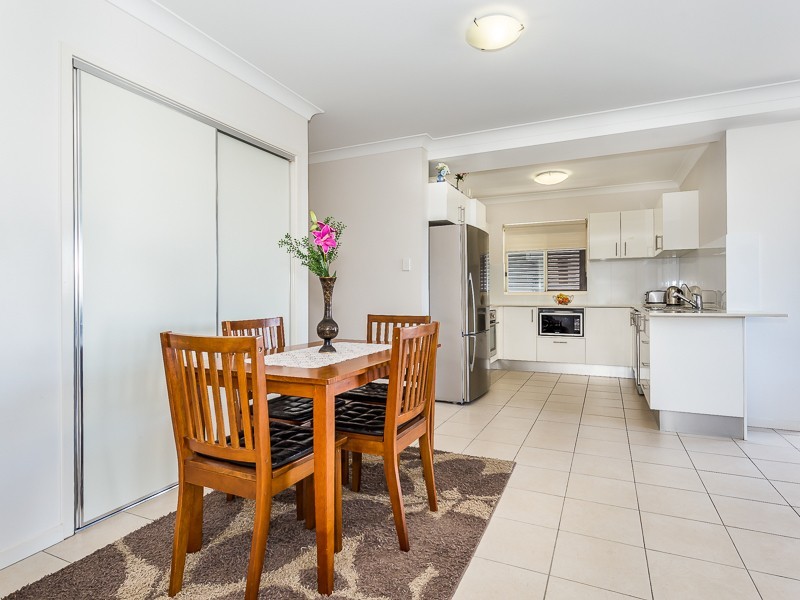 18/8  BUNTON STREET, Scarborough QLD 4020