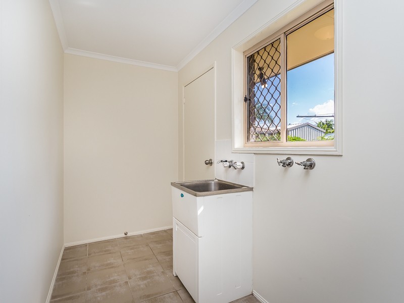 8 TRAFALGAR DRIVE, Kippa-ring QLD 4021