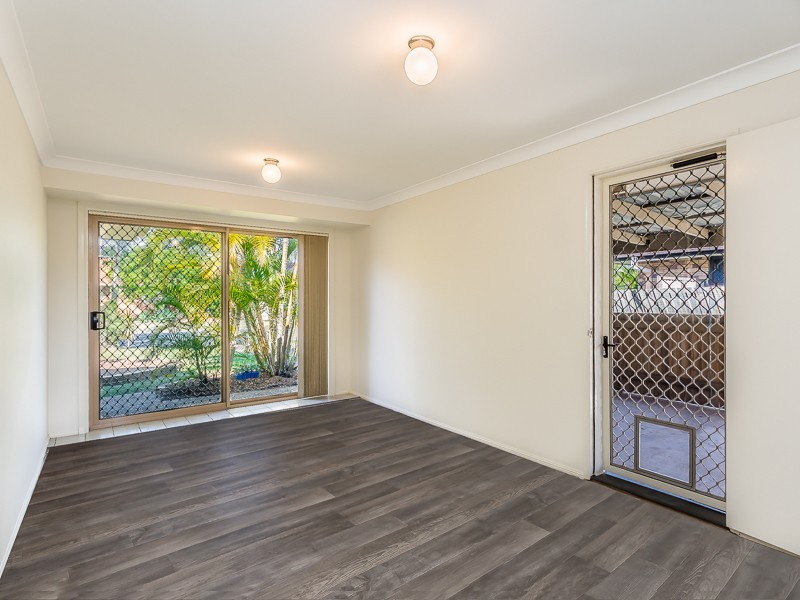8 TRAFALGAR DRIVE, Kippa-ring QLD 4021