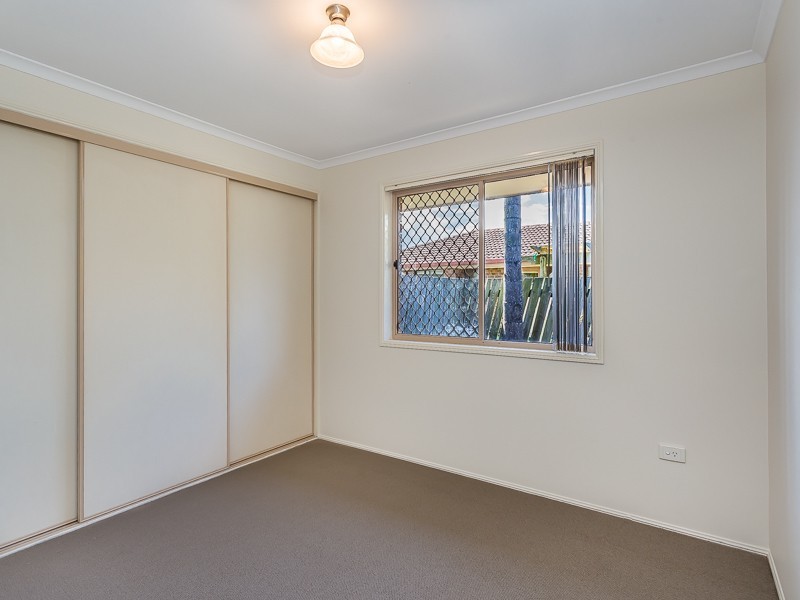 8 TRAFALGAR DRIVE, Kippa-ring QLD 4021