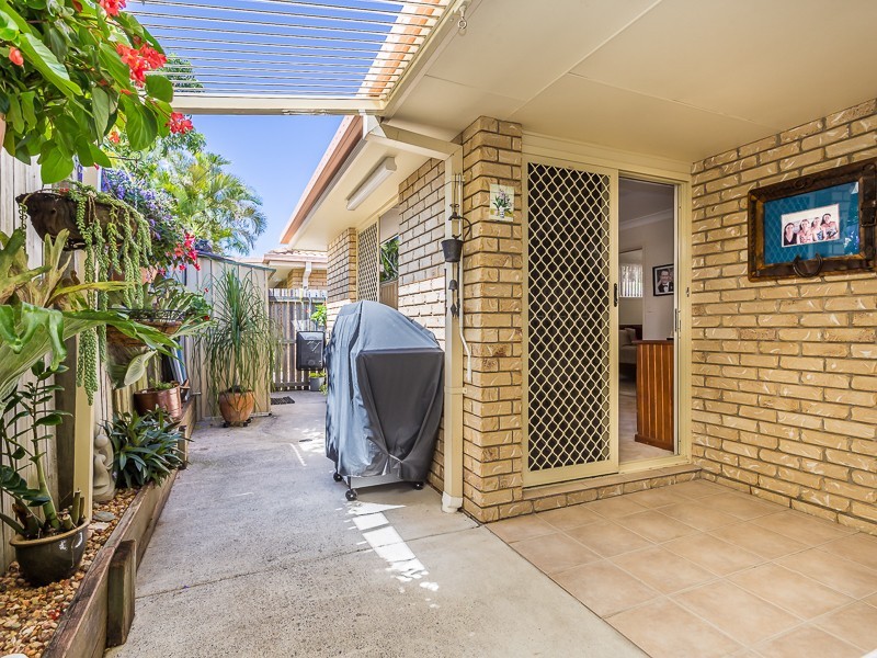 92/2 WATTLE ROAD, Rothwell QLD 4022