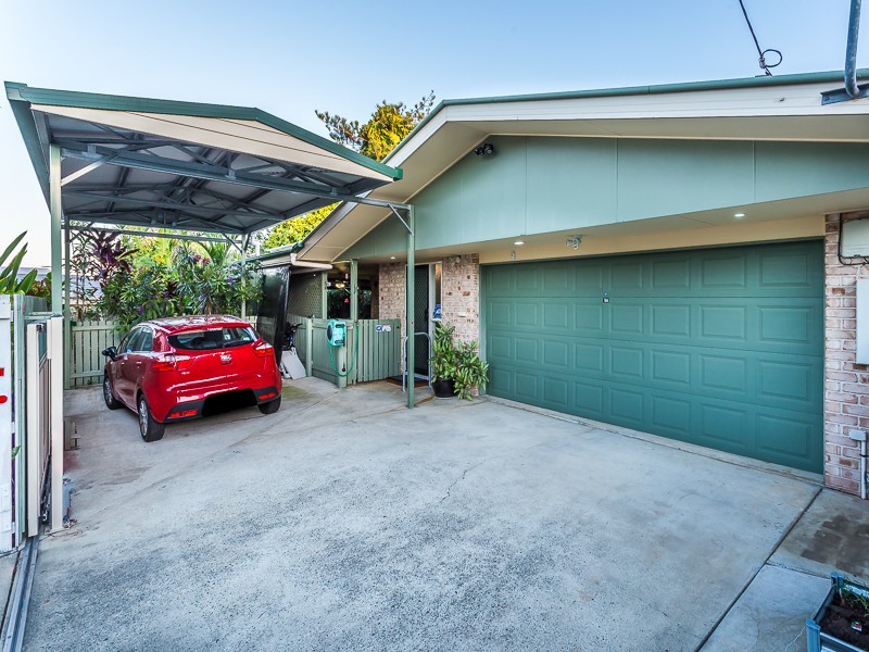 8a MARYBOROUGH TERRACE, Scarborough QLD 4020