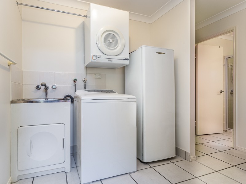 8a MARYBOROUGH TERRACE, Scarborough QLD 4020