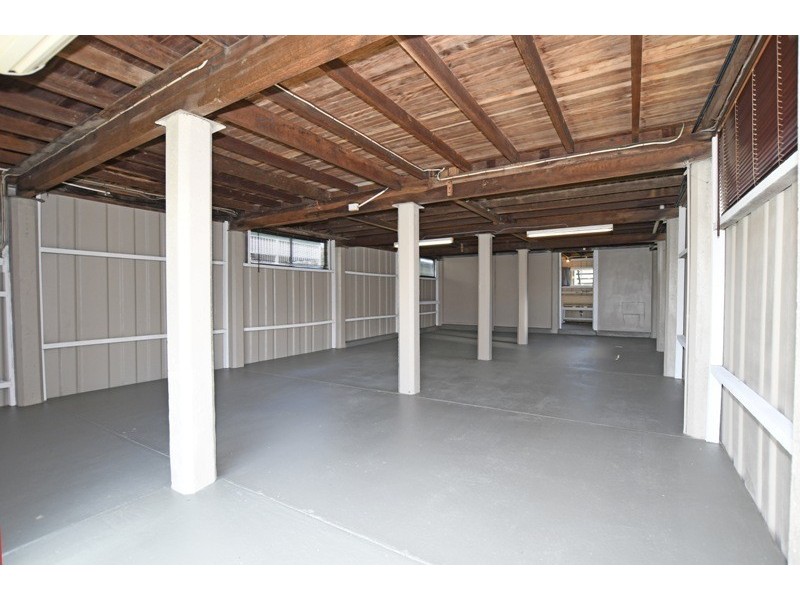 15 WHYTECLIFFE PARADE, Woody Point QLD 4019