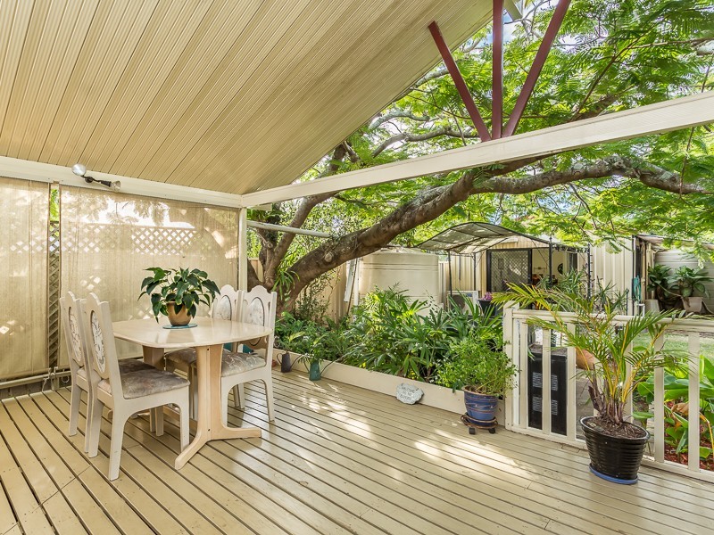 20 FRANK STREET, Scarborough QLD 4020