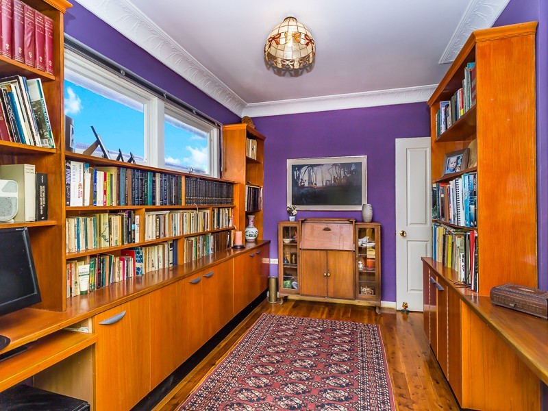 27 DEANS STREET, Clontarf QLD 4019