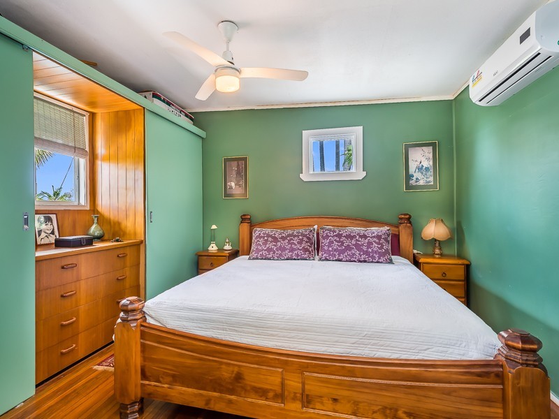 27 DEANS STREET, Clontarf QLD 4019