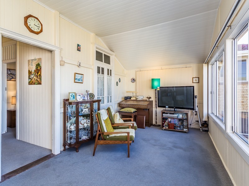 37 FLINDERS PDE, Scarborough QLD 4020