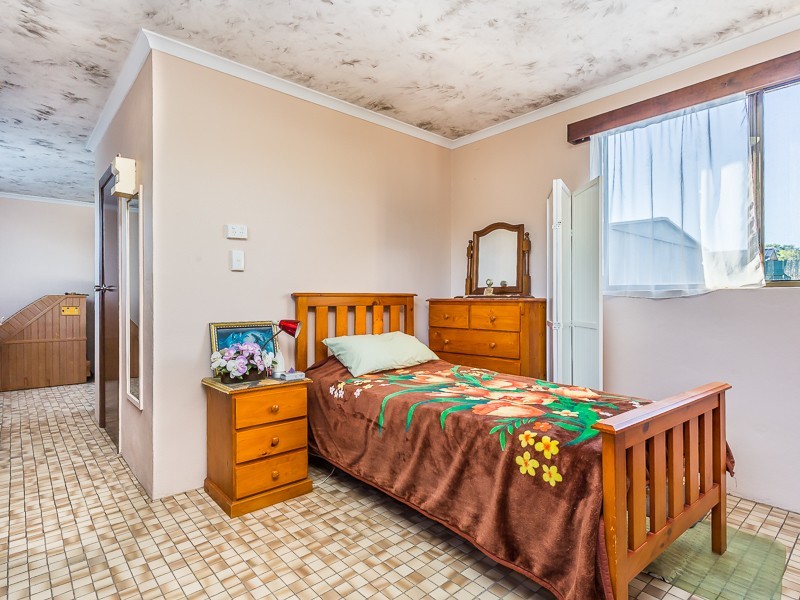 270 SCARBOROUGH ROAD, Scarborough QLD 4020