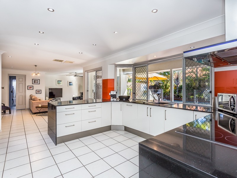 7 INTREPID COURT, Newport QLD 4020