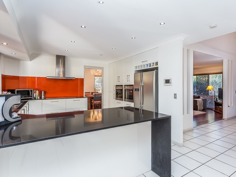 7 INTREPID COURT, Newport QLD 4020