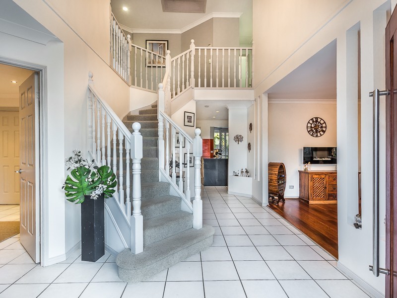 7 INTREPID COURT, Newport QLD 4020