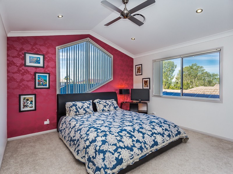 7 INTREPID COURT, Newport QLD 4020