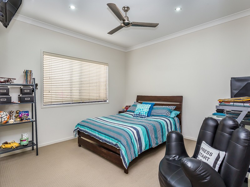 84 SEAVILLE AVE, Scarborough QLD 4020