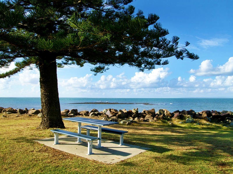 84 SEAVILLE AVE, Scarborough QLD 4020