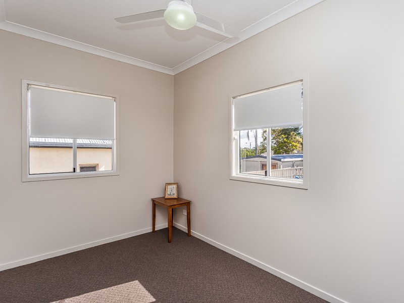 38 PEARL ST, Scarborough QLD 4020