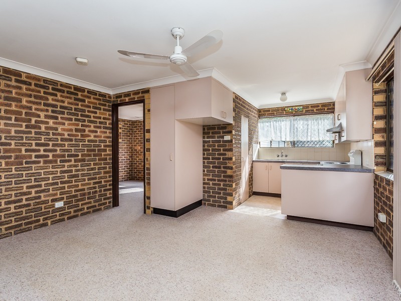 1/15 GRANT STREET, Redcliffe QLD 4020