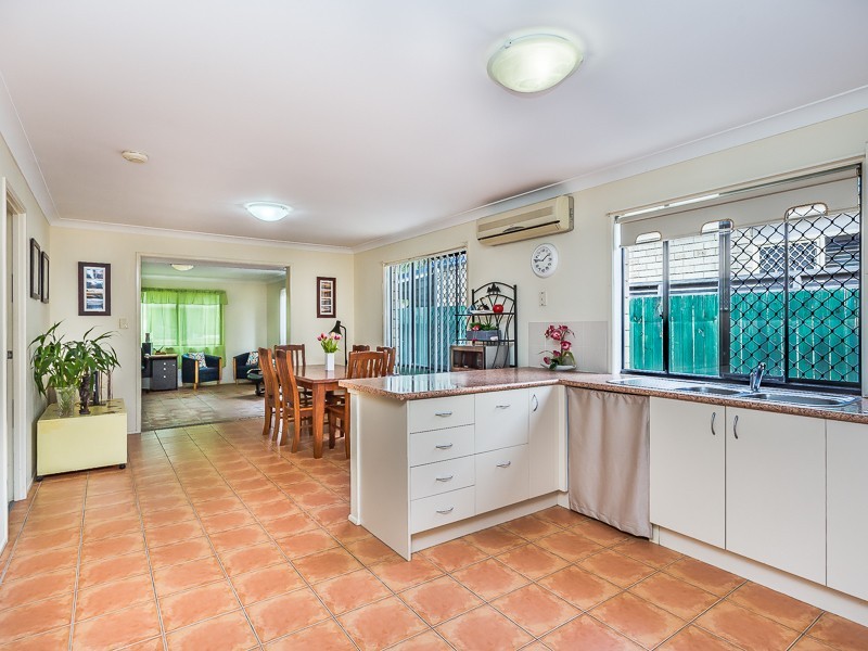 60 DONALD ST, Woody Point QLD 4019