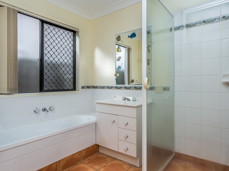 60 DONALD ST, Woody Point QLD 4019