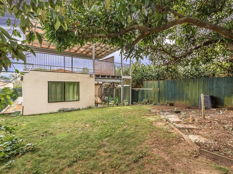 60 DONALD ST, Woody Point QLD 4019