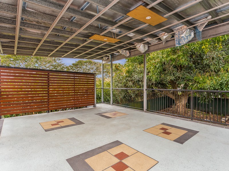 60 DONALD ST, Woody Point QLD 4019