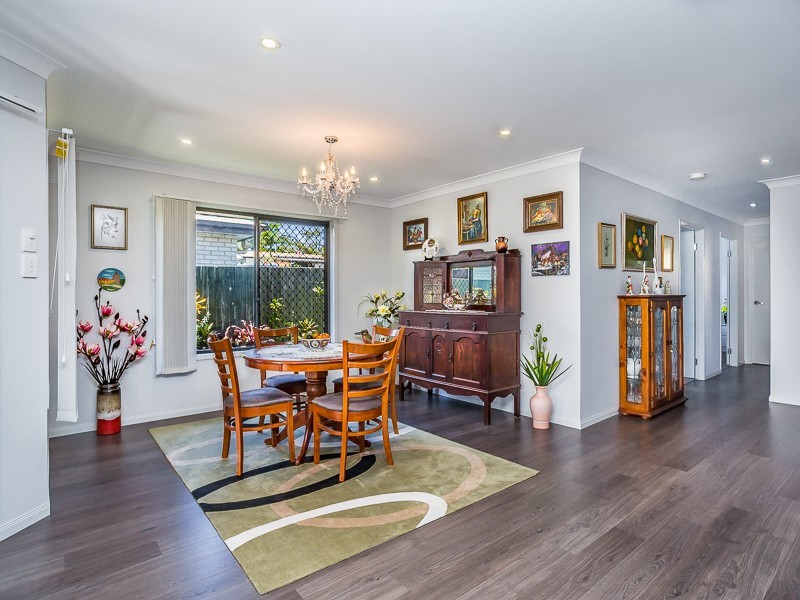 34 LUCAS ST, Scarborough QLD 4020