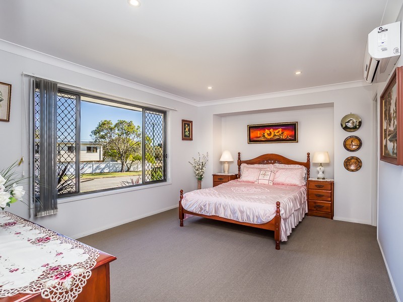34 LUCAS ST, Scarborough QLD 4020