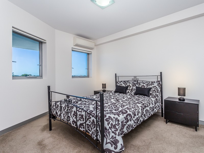 28/80 HORNIBROOK ESP, Clontarf QLD 4019