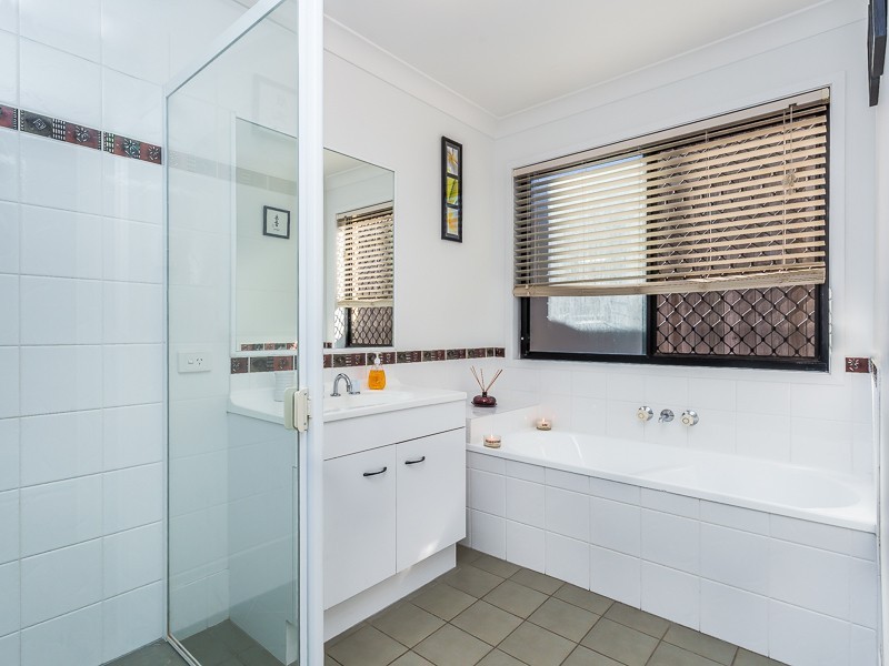 16 ZOE PLACE, Deception Bay QLD 4508