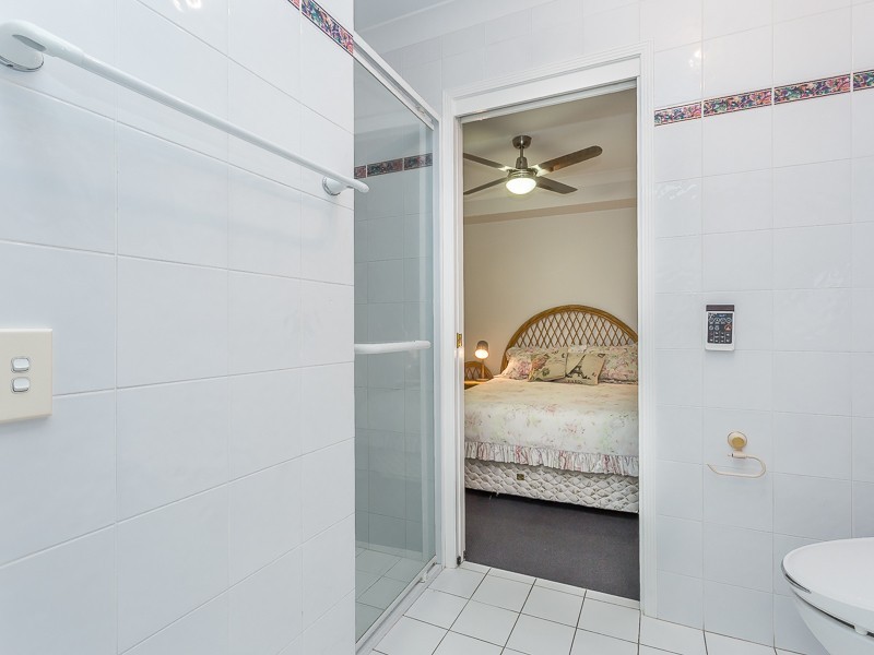 17 CONSTELLATION COURT, Newport QLD 4020