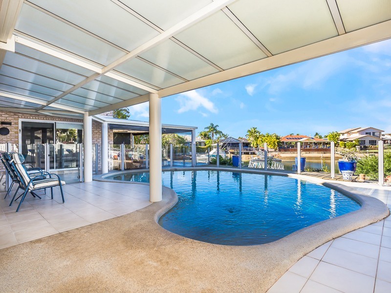 17 CONSTELLATION COURT, Newport QLD 4020