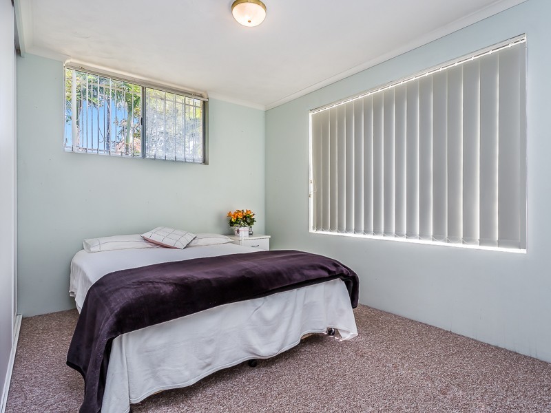 1/5 IRENE STREET, Redcliffe QLD 4020