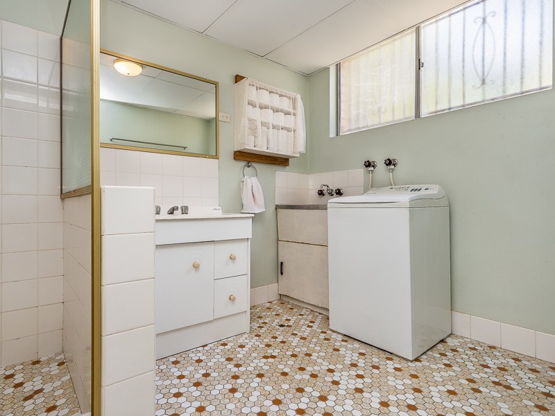 1/5 IRENE STREET, Redcliffe QLD 4020