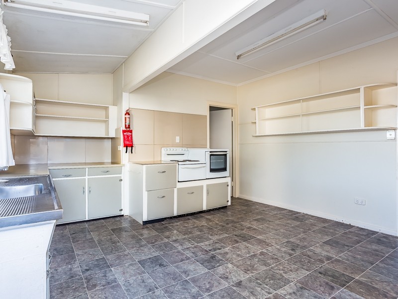 1 DEANS STREET, Clontarf QLD 4019