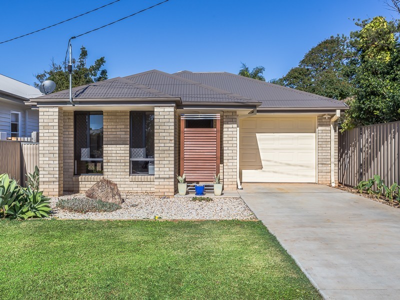 4 MARYBOROUGH TCE, Scarborough QLD 4020