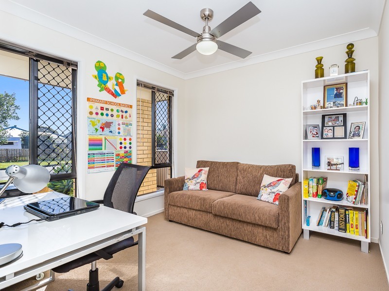 4 MARYBOROUGH TCE, Scarborough QLD 4020