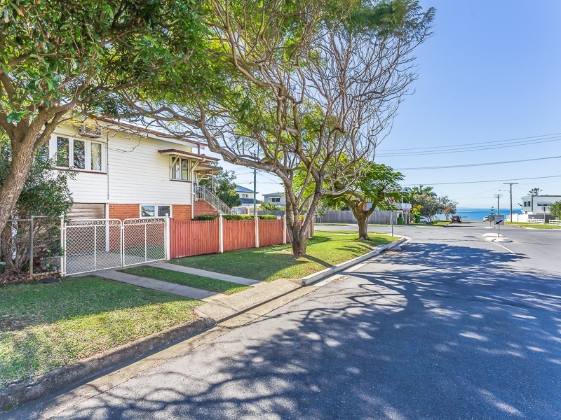 161 PRINCE EDWARD PARADE, Scarborough QLD 4020