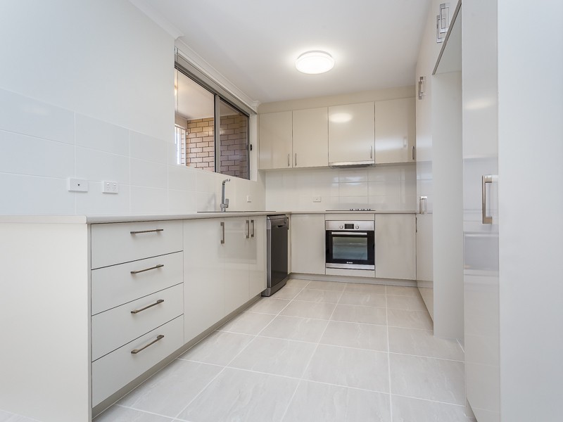 3/5 IRENE STREET, Redcliffe QLD 4020