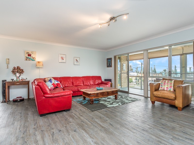 1/13 MACDONNELL RD, Margate QLD 4019
