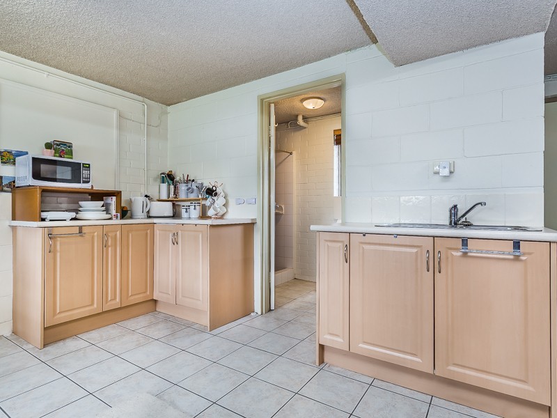 1/13 MACDONNELL RD, Margate QLD 4019
