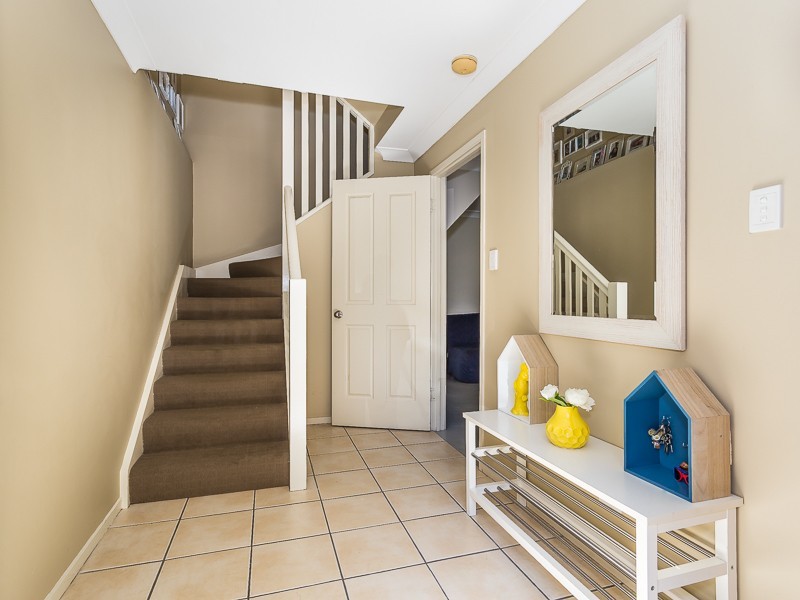 2/18 GEORGINA ST, Woody Point QLD 4019