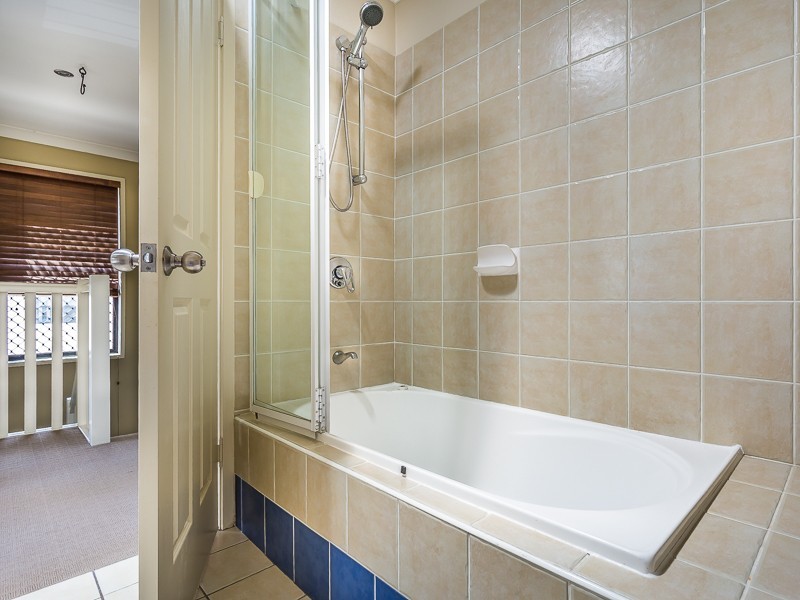 2/18 GEORGINA ST, Woody Point QLD 4019