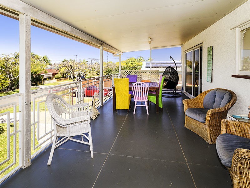 17 BEEDHAM STREET, Clontarf QLD 4019