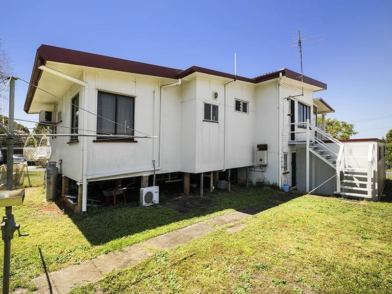 17 BEEDHAM STREET, Clontarf QLD 4019