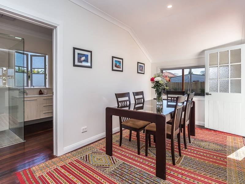 34 COLLINS ST, Woody Point QLD 4019