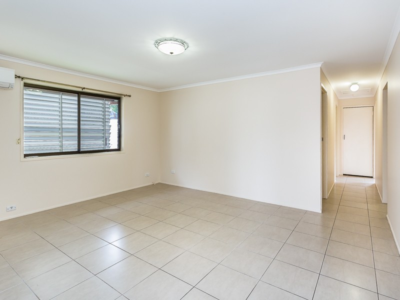 28 ROBERTSON AVE, Margate QLD 4019