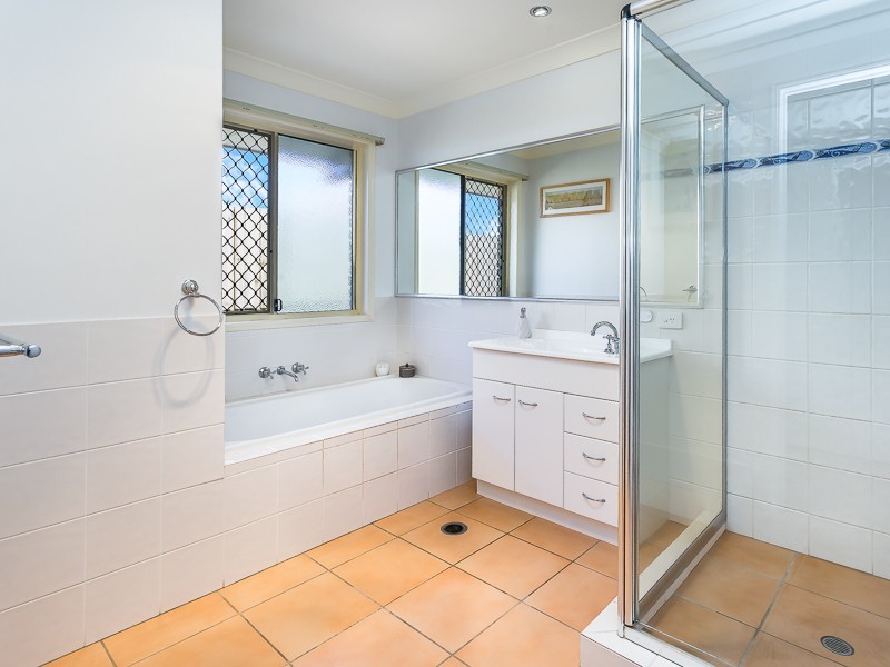 16 WALSH STREET, Redcliffe QLD 4020