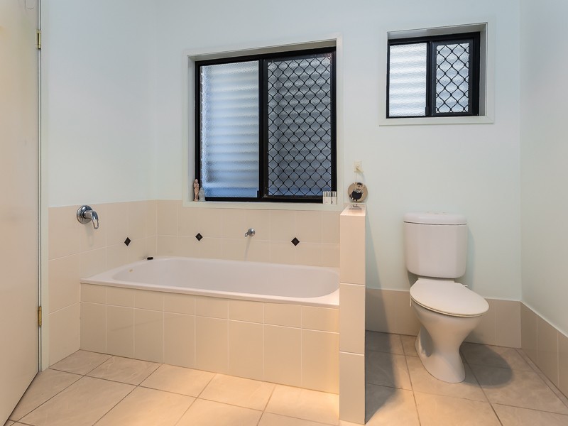 45 COLLINS ST, Woody Point QLD 4019