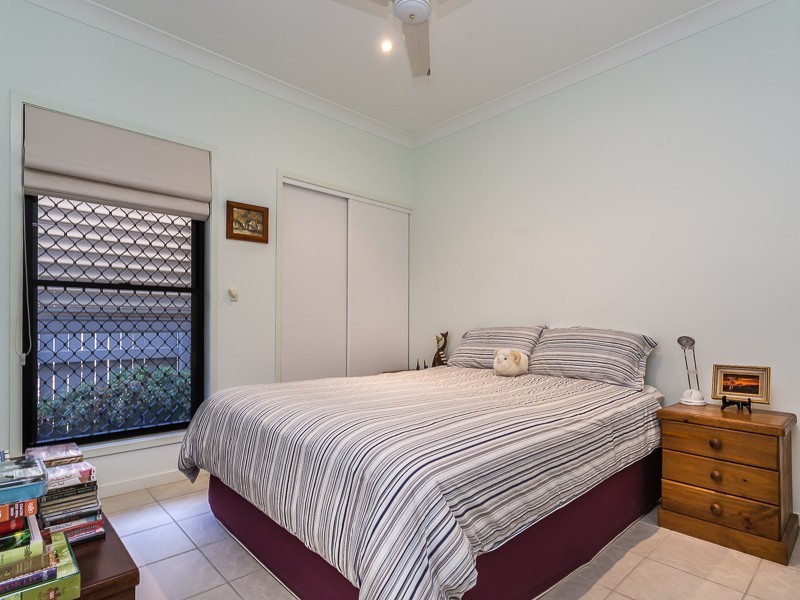 45 COLLINS ST, Woody Point QLD 4019