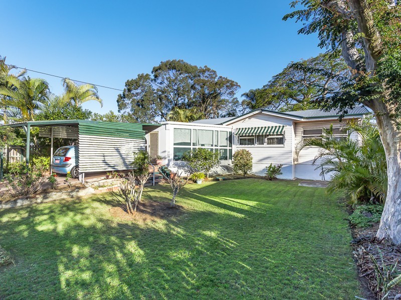 15 COPSON ST, Clontarf QLD 4019